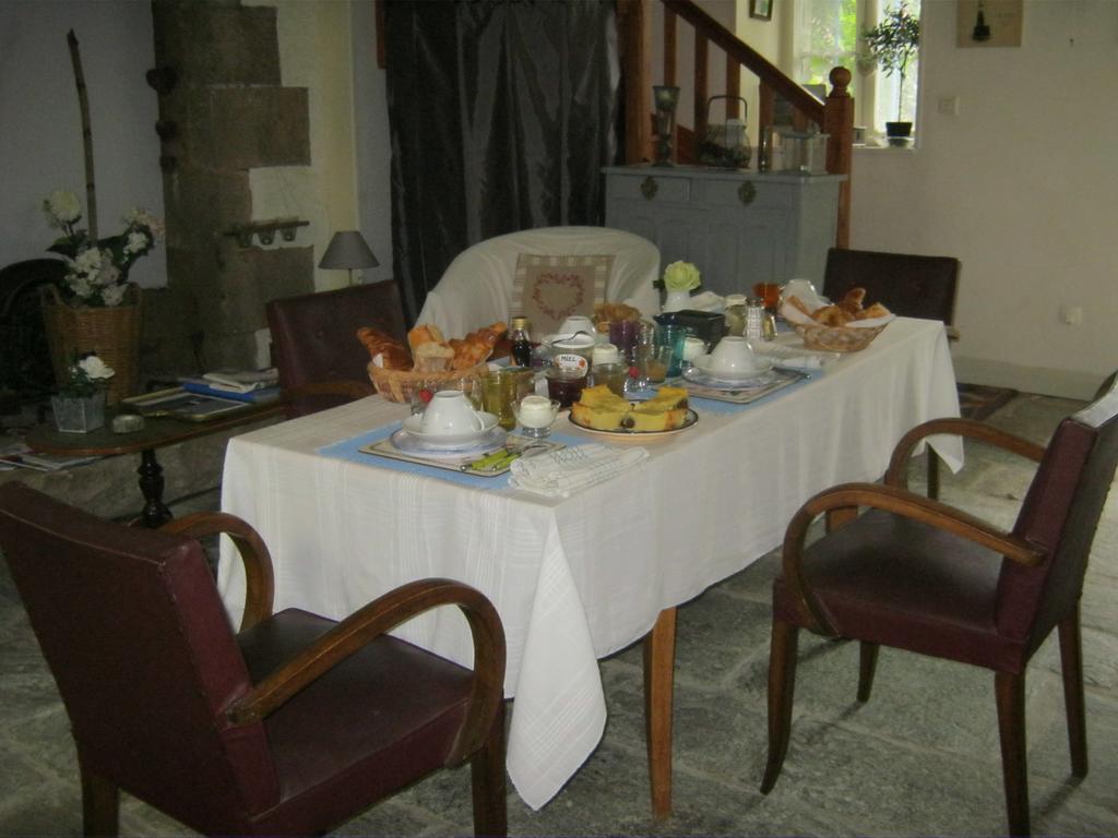 Chambres Hotes Saint Yves Pontrieux Екстериор снимка