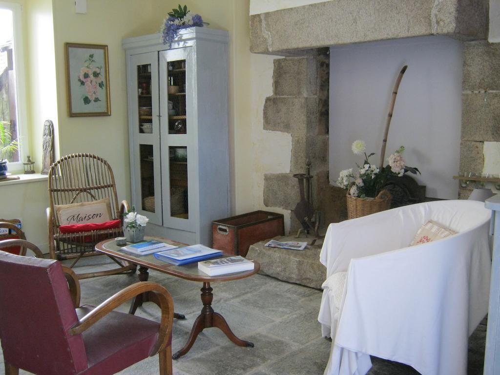 Chambres Hotes Saint Yves Pontrieux Екстериор снимка